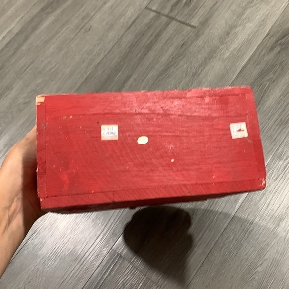 Pier 1 Imports Vintage Painted Santa Shelf/Mailbox Wall Hung Decoration NWT - Picture 4 of 10